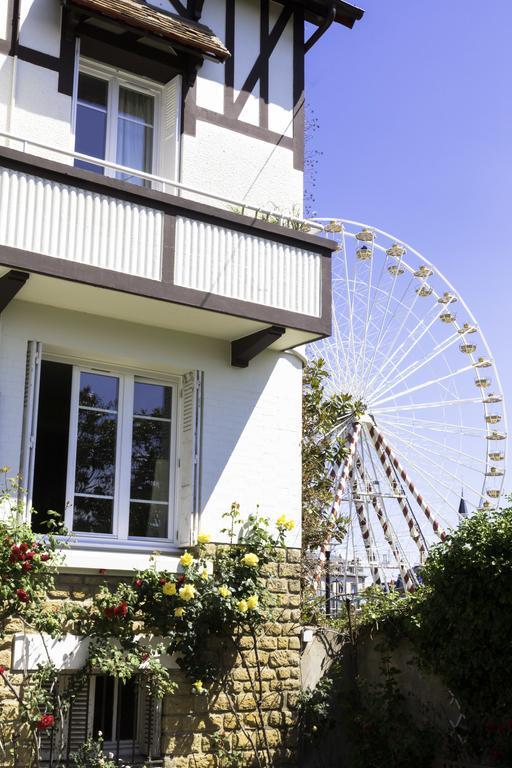 La Villa Les Mots Passants Cabourg Exteriér fotografie